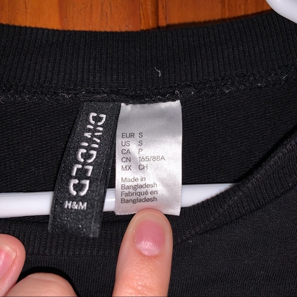 H&M crewneck - Picture 3 of 3